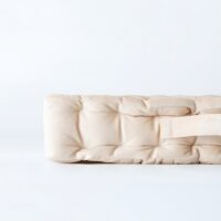 Coussin de sol carré tendance en velours