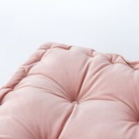 Coussin de sol carré tendance en velours