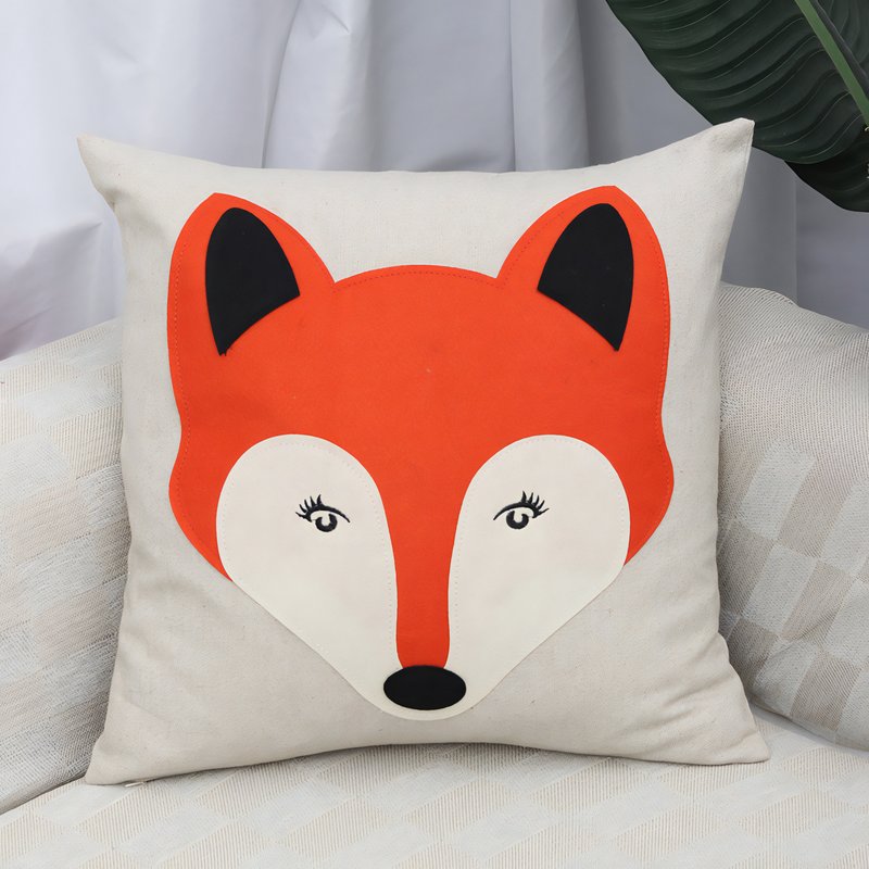 Coussin renard orange